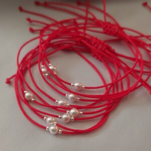 Brățară Mărțișor cu perlă stil Mallorca și două biluțe din Argint 926